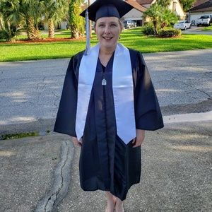 Meet your Posher, Stefanie